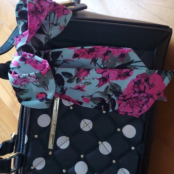 Betsey Johnson Polka dot crossbody bag. Floral scarf. Removable strap. - Picture 5 of 16